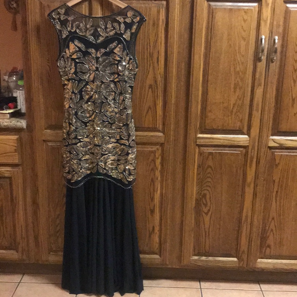 Vintage long sequin gold & black dress